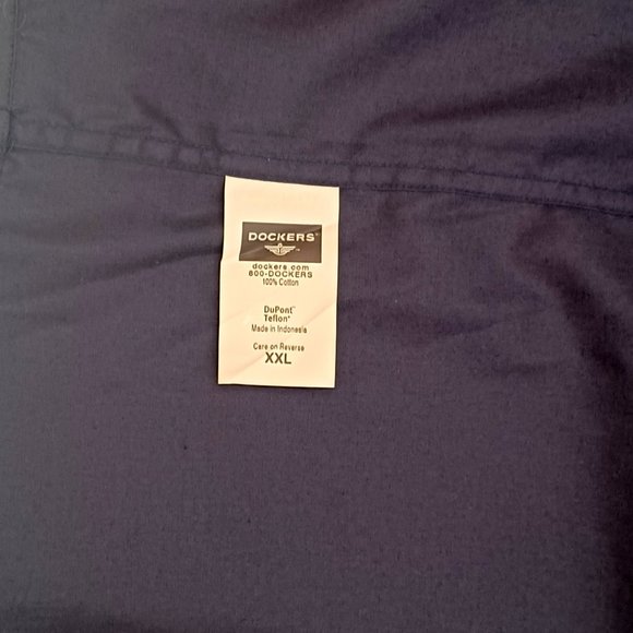 Mens navy blue shirt by Dockers Size XXL Features Long sleeves Button down co - Picture 12 of 13